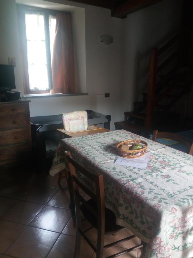 La Corte Del Pane Valbrona Bagian luar foto