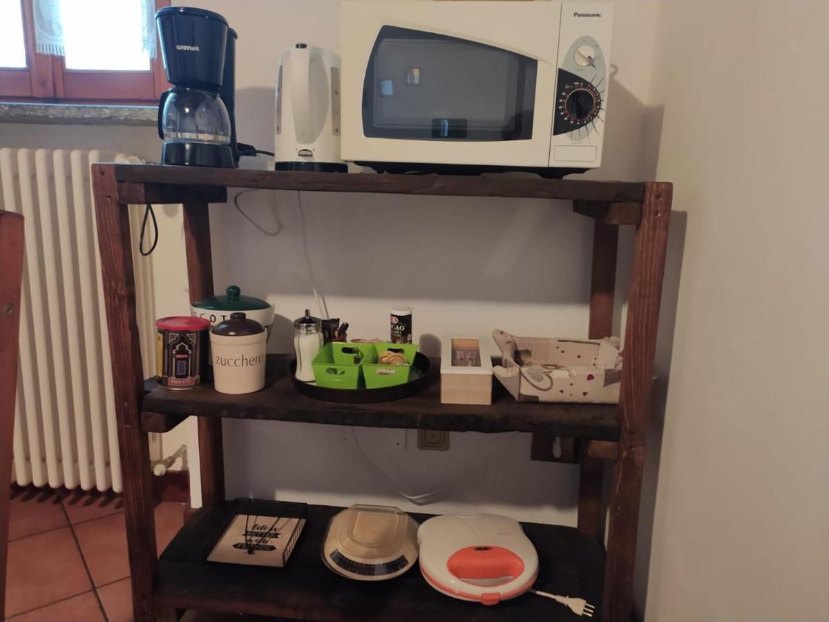 La Corte Del Pane Valbrona Bagian luar foto