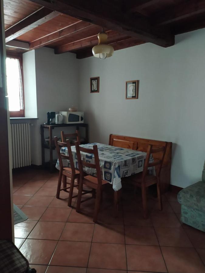 La Corte Del Pane Valbrona Bagian luar foto