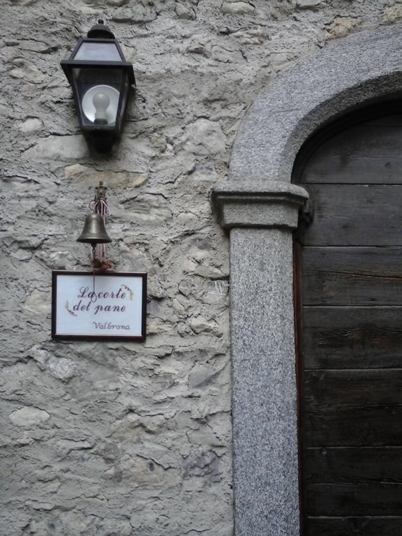 La Corte Del Pane Valbrona Bagian luar foto